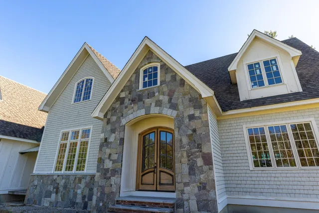 $1,100,000 | 5 Liberty Lane, Barrington, NH 03825