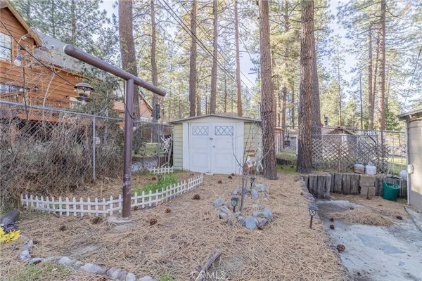 $439,000 | 1471 Irene Street, Wrightwood, CA 92397