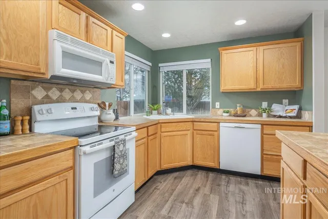 $439,900 | 17282 North Ronan Avenue, Nampa, ID 83687