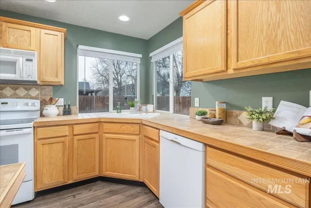 $439,900 | 17282 North Ronan Avenue, Nampa, ID 83687