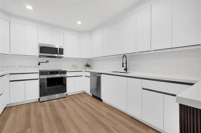 $3,700 | 4701 Southwest 104th Court, Miami, FL 33165