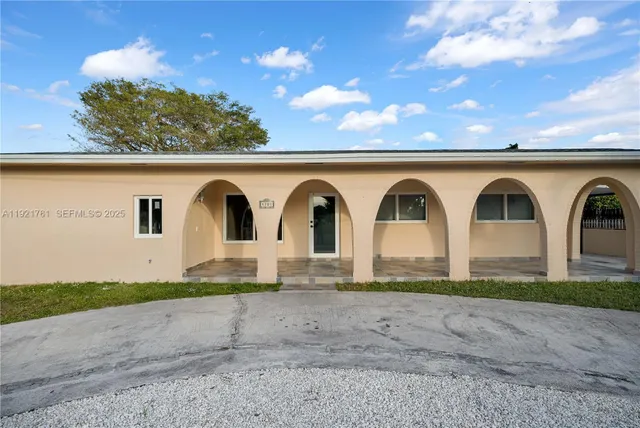 $3,700 | 4701 Southwest 104th Court, Miami, FL 33165