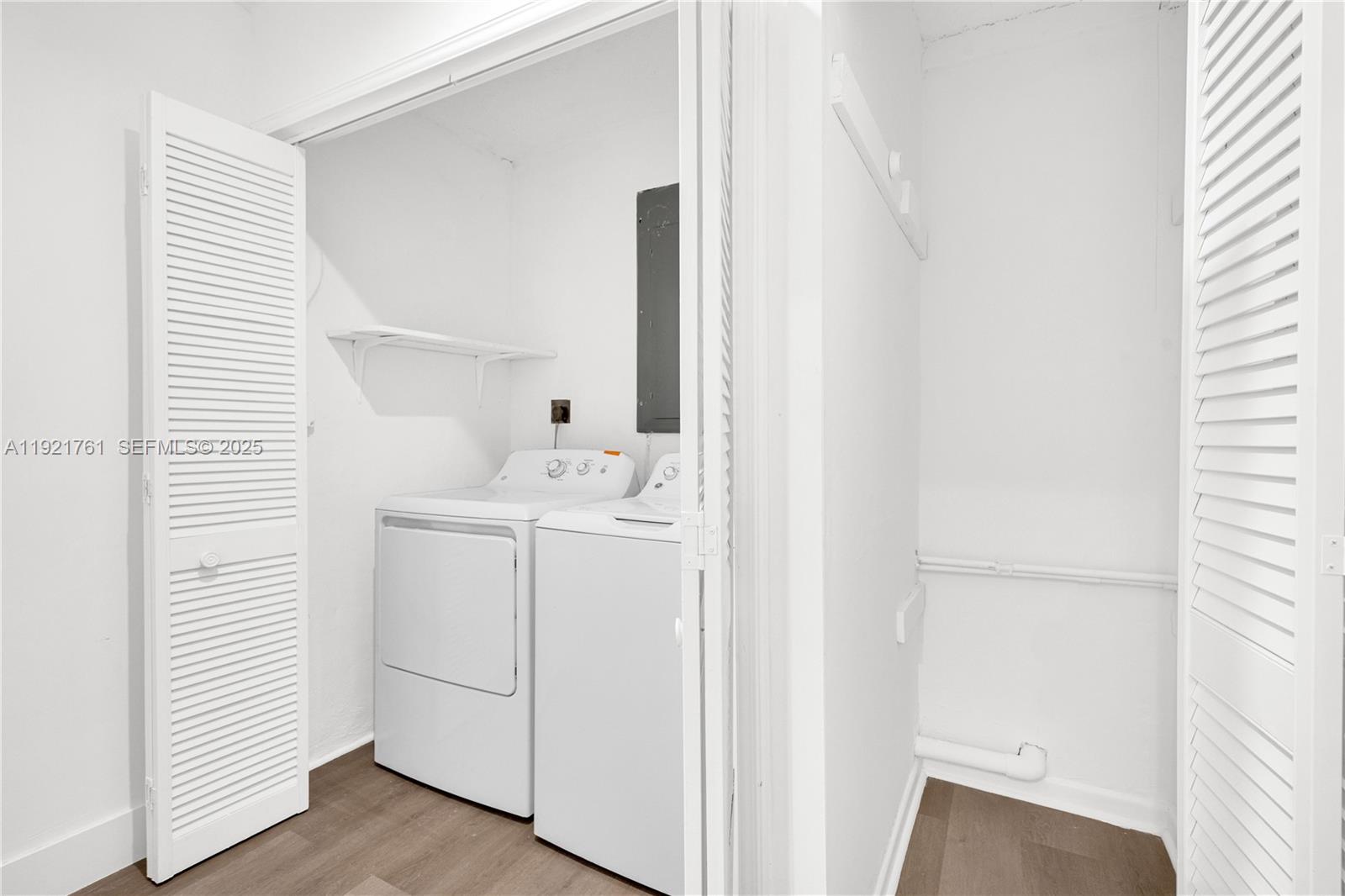 4701 Southwest 104th Court Miami, FL 33165 - Photo 7 of 16 a utility room with dryer and washer