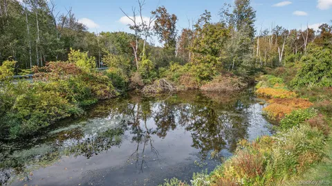 $900,000 | 23 Creek Road, Staatsburg, NY 12580