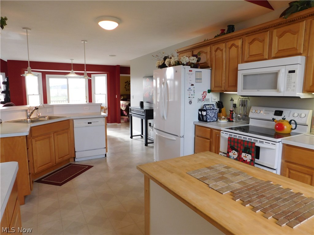 1389 East Hutton Road Wooster, OH 44691 - Photo 3 of 25