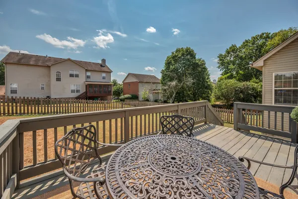 $549,500 | 121 Rose Garden Lane, Goodlettsville, TN 37072