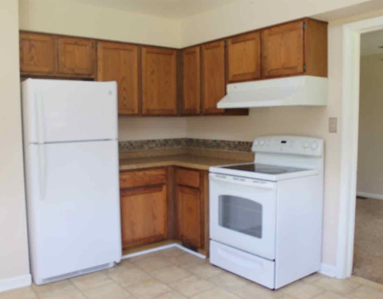 1064 North Linden Road Flint, MI 48532 - Photo 16 of 27 21298650-15.JPG