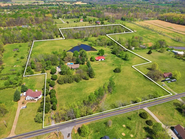$1,075,000 | 8270 Bethlehem Road, Springfield, TN 37172