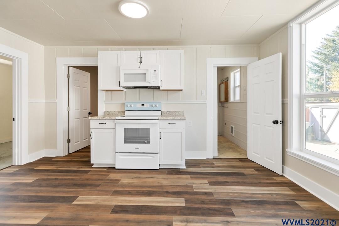 712 Southeast 3rd Avenue Albany, OR 97321 - Photo 15 of 29