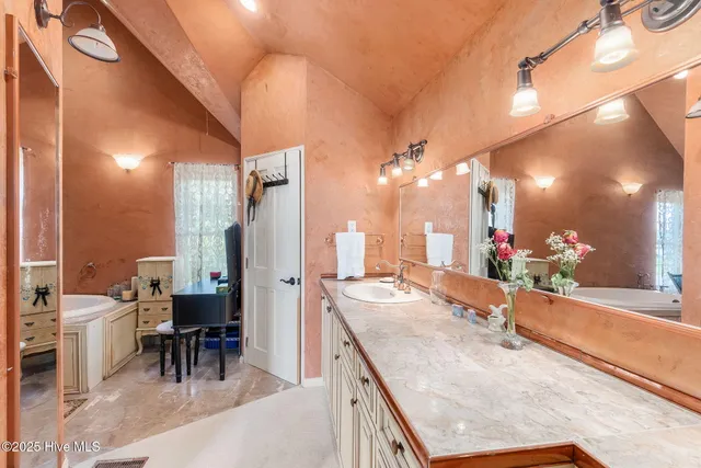 $2,150,000 | 102 Gibbs Court, Beaufort, NC 28516