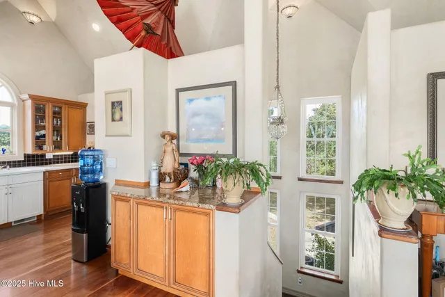 $2,150,000 | 102 Gibbs Court, Beaufort, NC 28516