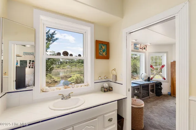 $2,150,000 | 102 Gibbs Court, Beaufort, NC 28516