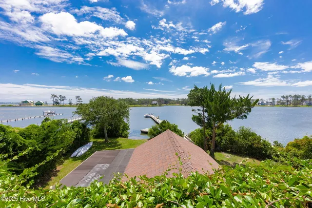 $2,150,000 | 102 Gibbs Court, Beaufort, NC 28516