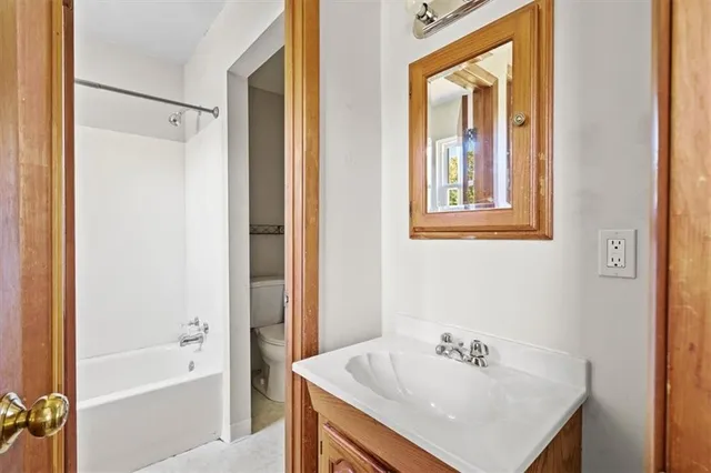 $190,000 | 11213 Myrtle Avenue, Kansas City, MO 64137