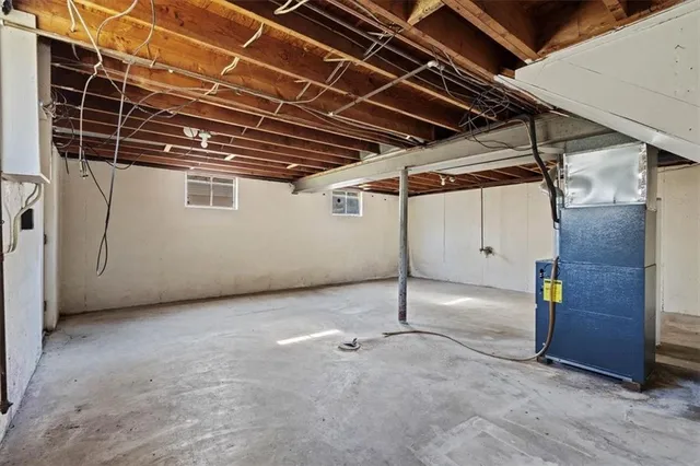 $190,000 | 11213 Myrtle Avenue, Kansas City, MO 64137