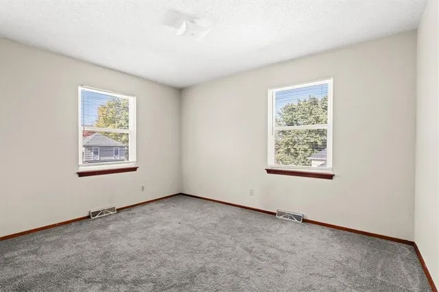 $190,000 | 11213 Myrtle Avenue, Kansas City, MO 64137