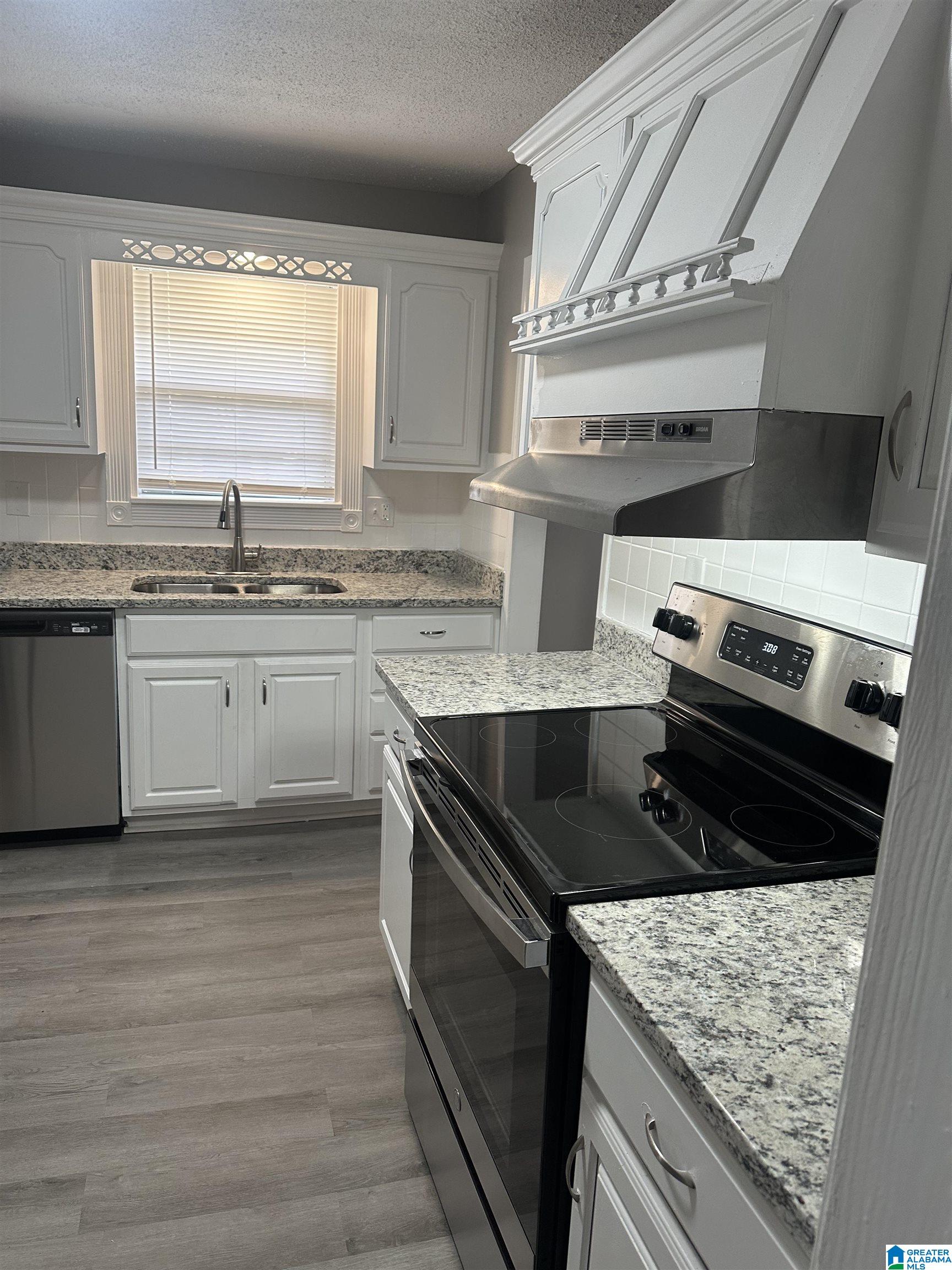 3236 Beech Avenue Southwest Birmingham, AL 35221 - Photo 4 of 21