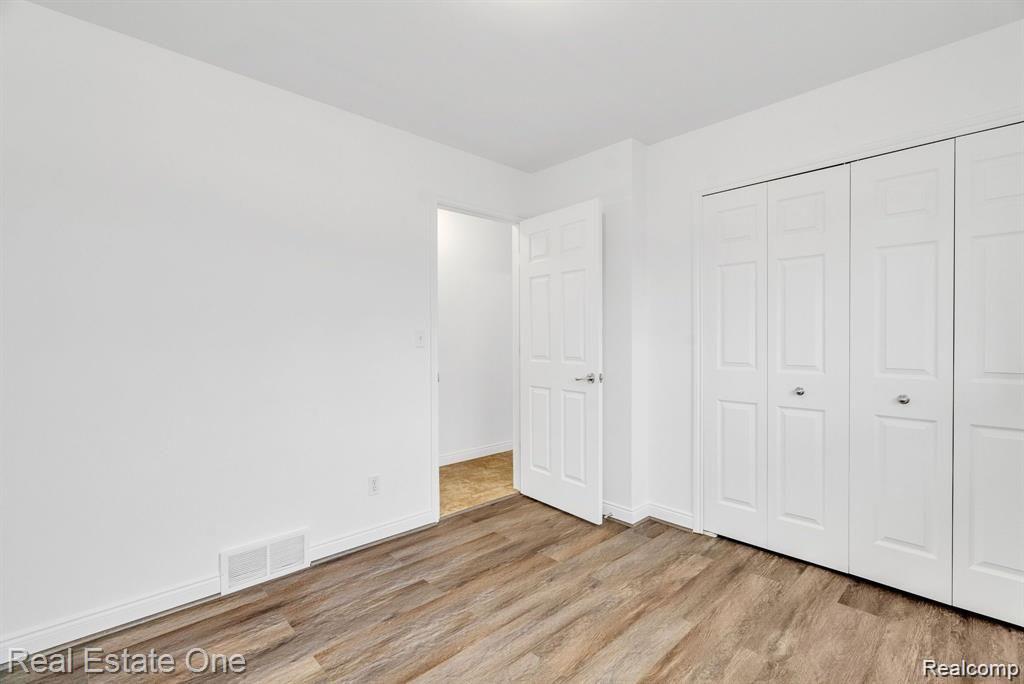 50500 Card Road Macomb, MI 48044 - Photo 17 of 26