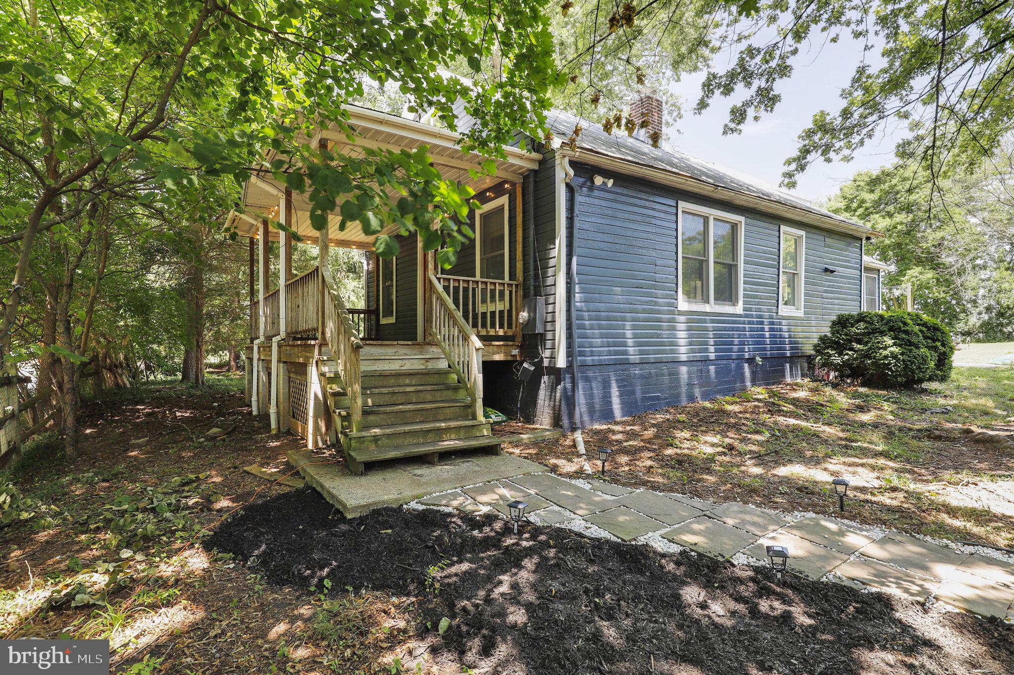 5052 Doubs Road Adamstown, MD 21710 - Photo 5 of 35 Gallery Image 5