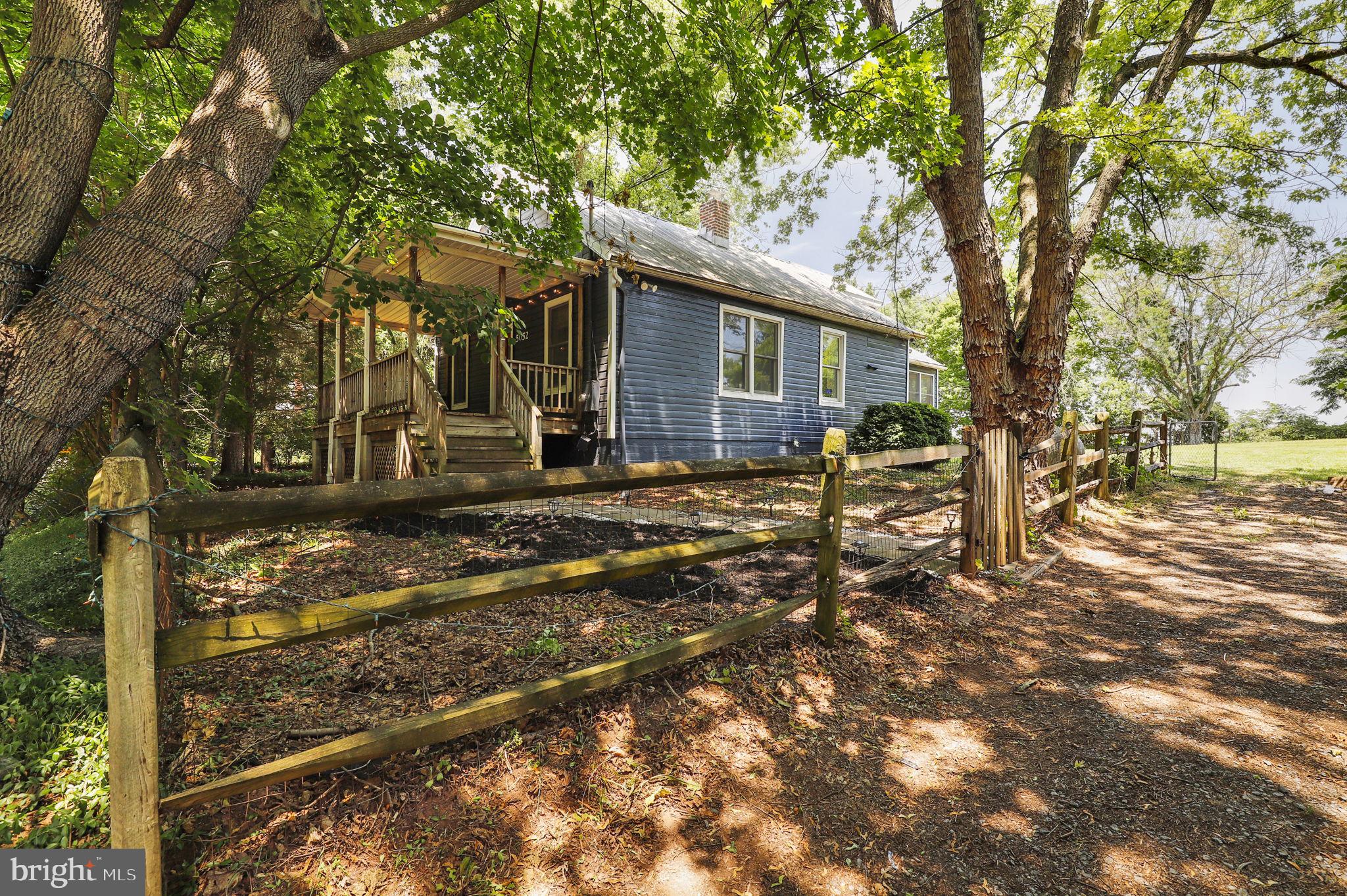 5052 Doubs Road Adamstown, MD 21710 - Photo 6 of 35 Gallery Image 6