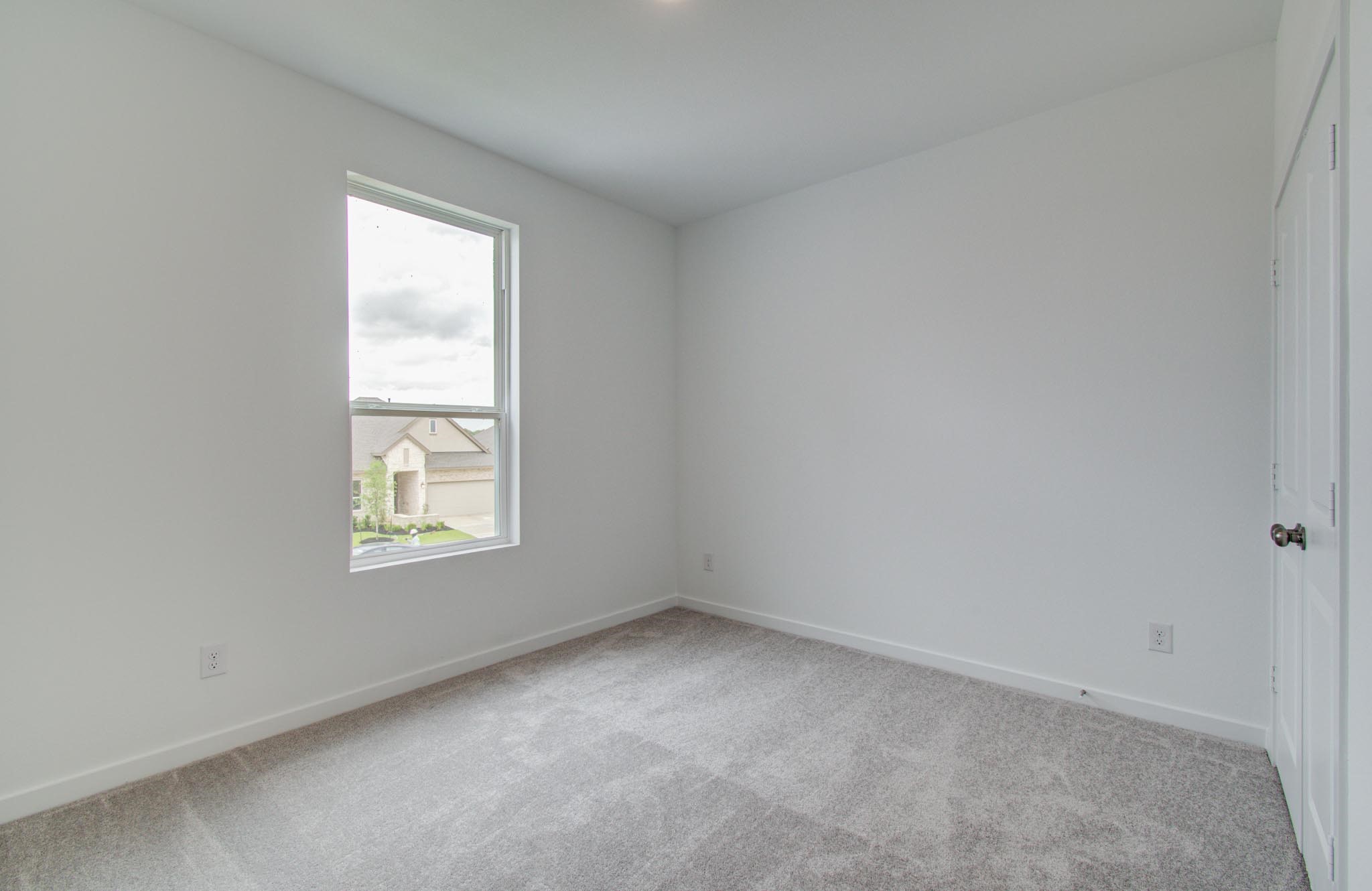 11122 Swamp Edge Lane Cypress, TX 77433 - Photo 31 of 43 an empty room with a window