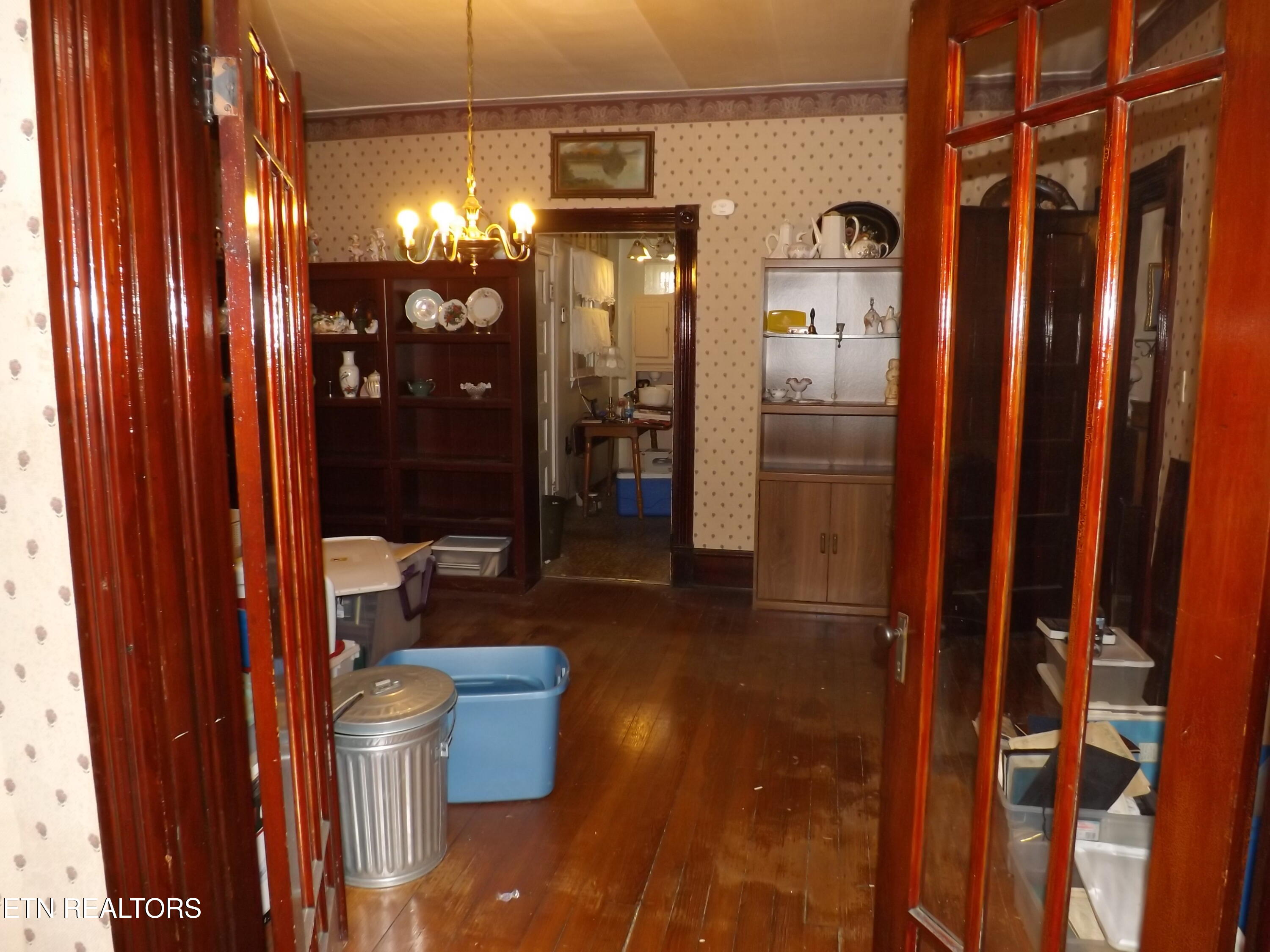 316 Exeter Avenue Middlesboro, KY 40965 - Photo 16 of 30 DSCF4067