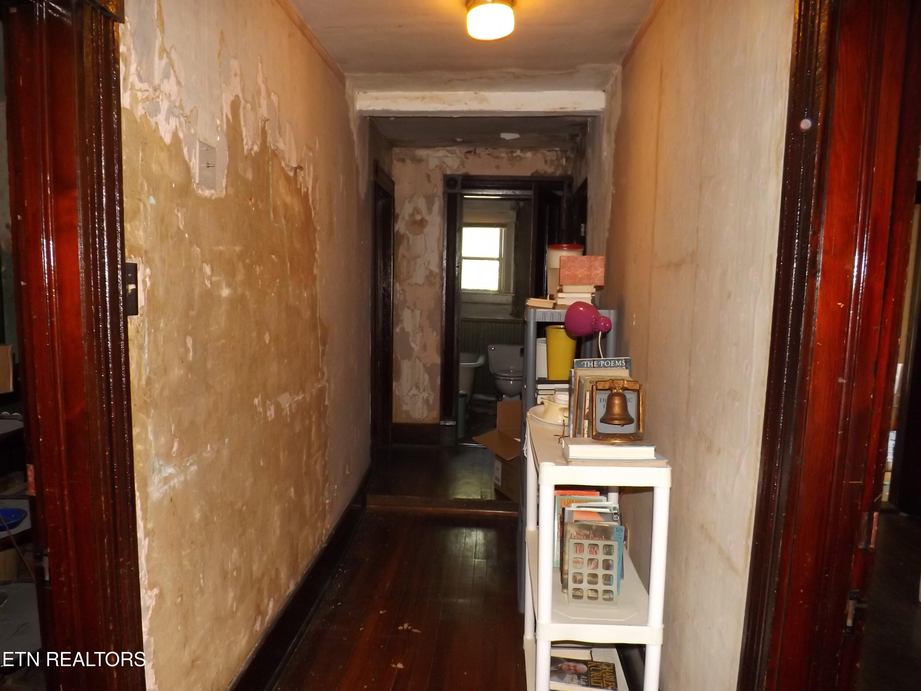 316 Exeter Avenue Middlesboro, KY 40965 - Photo 24 of 30 DSCF4075