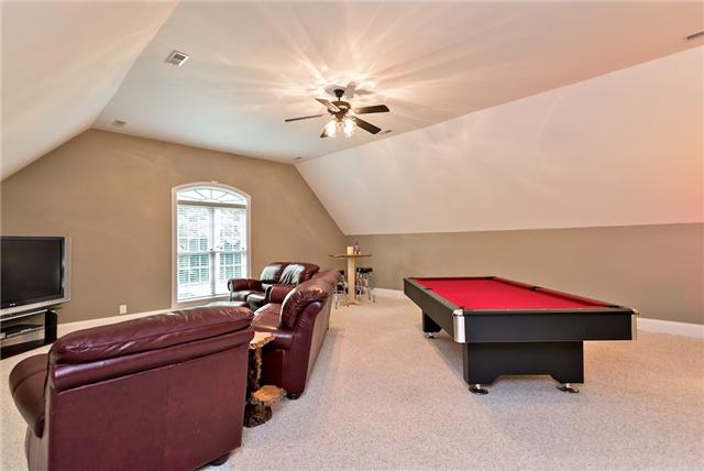 1993 Shell Road Hendersonville, TN 37075 - Photo 16 of 20 Massive bonus room will hold lots of furniture and a pool table!