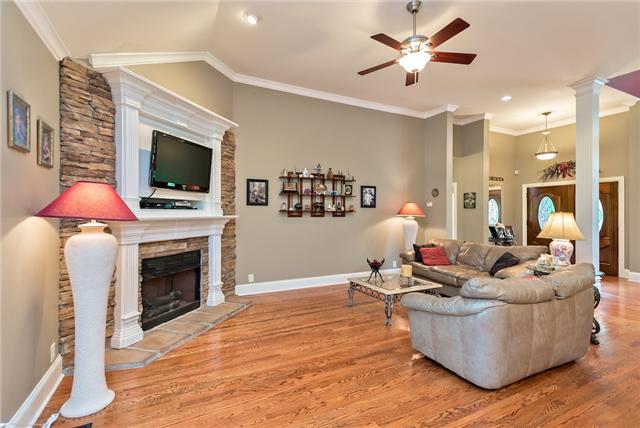 1993 Shell Road Hendersonville, TN 37075 - Photo 4 of 20 Gleaming hardwoods, high ceilings and fireplace are focal point of the living area - open to dining and to the kitchen area!