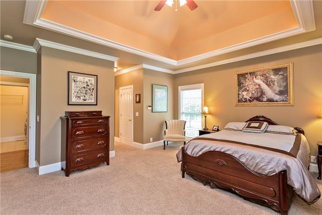 1993 Shell Road Hendersonville, TN 37075 - Photo 7 of 20 Master bedroom suite has deep trey ceiling!