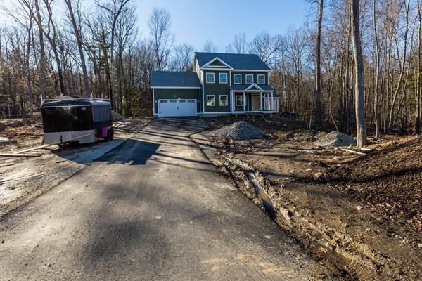 1 Abbey Road Merrimac, MA 01860 - Photo 4 of 7 Gallery Image 4