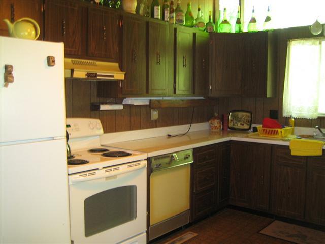 171 Oberdorf Road Readsboro, VT 05350 - Photo 2 of 8 Kitchen