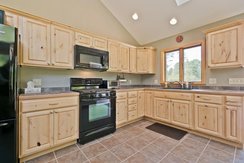 17 Turkey Ridge Lane Freeport, ME 04032 - Photo 7 of 30 Kitchen