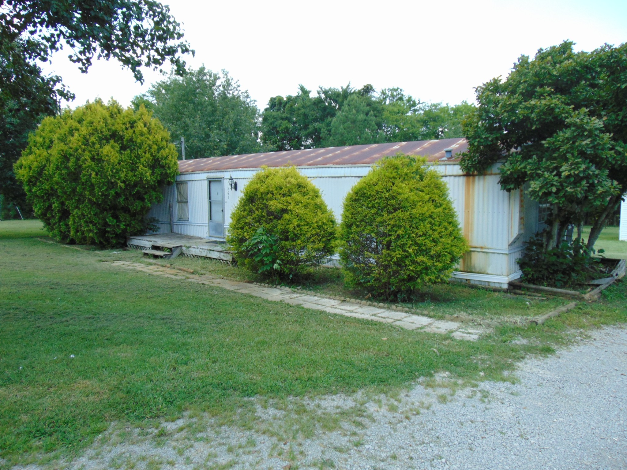 1361 Yell Road Lewisburg, TN 37091 - Photo 13 of 24 a view of a garden with large trees