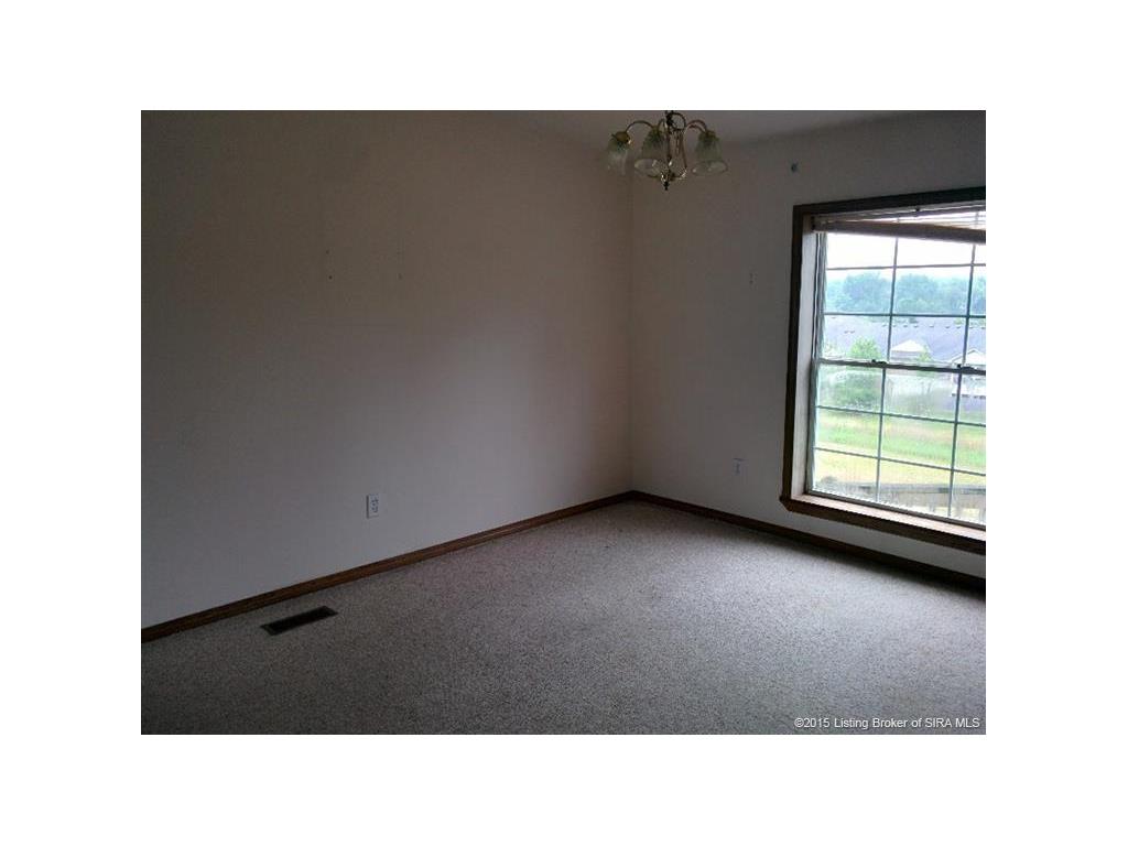 4011 1/2 Green Valley Road New Albany, IN 47150 - Photo 12 of 27 Gallery Image 12