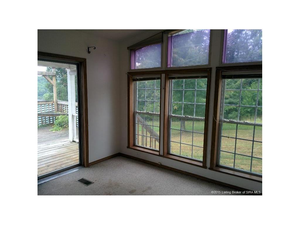 4011 1/2 Green Valley Road New Albany, IN 47150 - Photo 16 of 27 Gallery Image 16