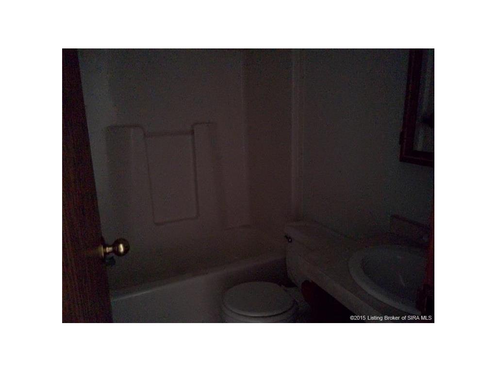4011 1/2 Green Valley Road New Albany, IN 47150 - Photo 21 of 27 Gallery Image 21