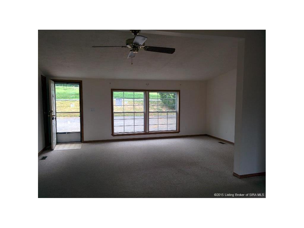 4011 1/2 Green Valley Road New Albany, IN 47150 - Photo 7 of 27 Gallery Image 7
