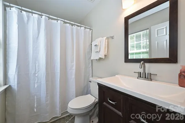 $289,900 | 1605 Royal Tree Court, Charlotte, NC 28216