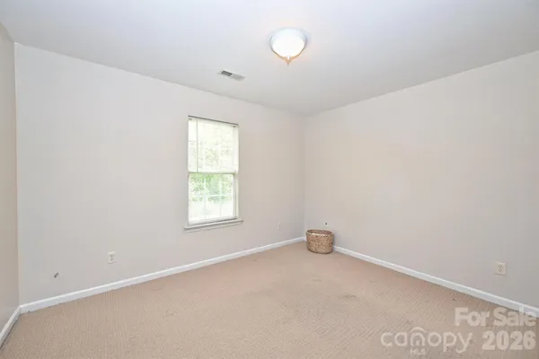 $289,900 | 1605 Royal Tree Court, Charlotte, NC 28216