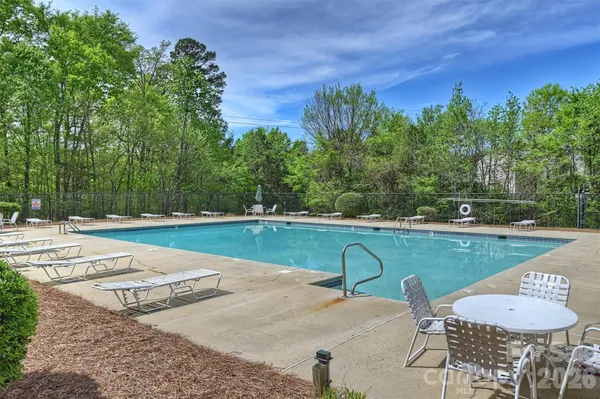 $289,900 | 1605 Royal Tree Court, Charlotte, NC 28216