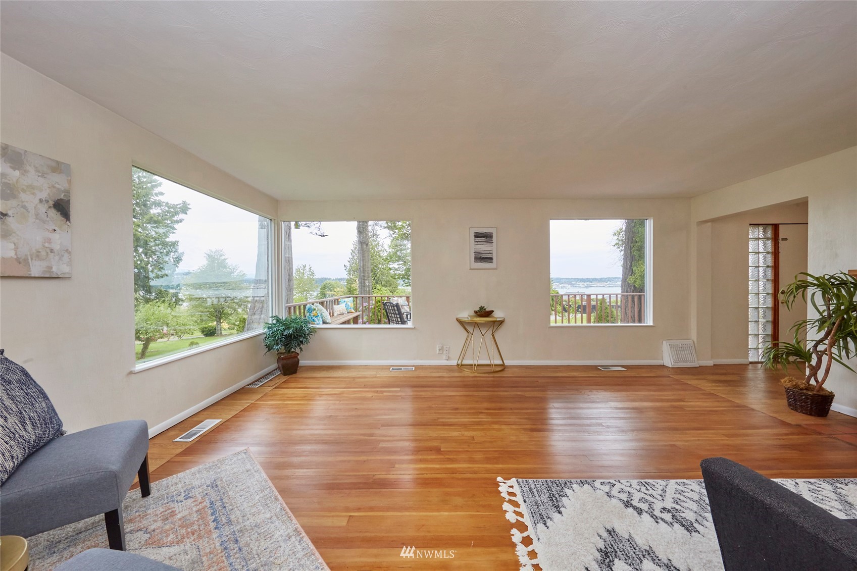 1446 Dogwood Hill Road Southwest Port Orchard, WA 98366 - Photo 20 of 31 a view of a living room and a window