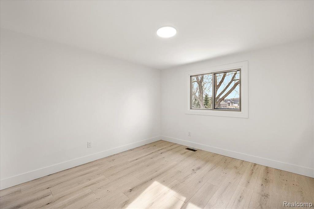 61561 North Ridge Trail Washington, MI 48094 - Photo 42 of 65 Gallery Image 42