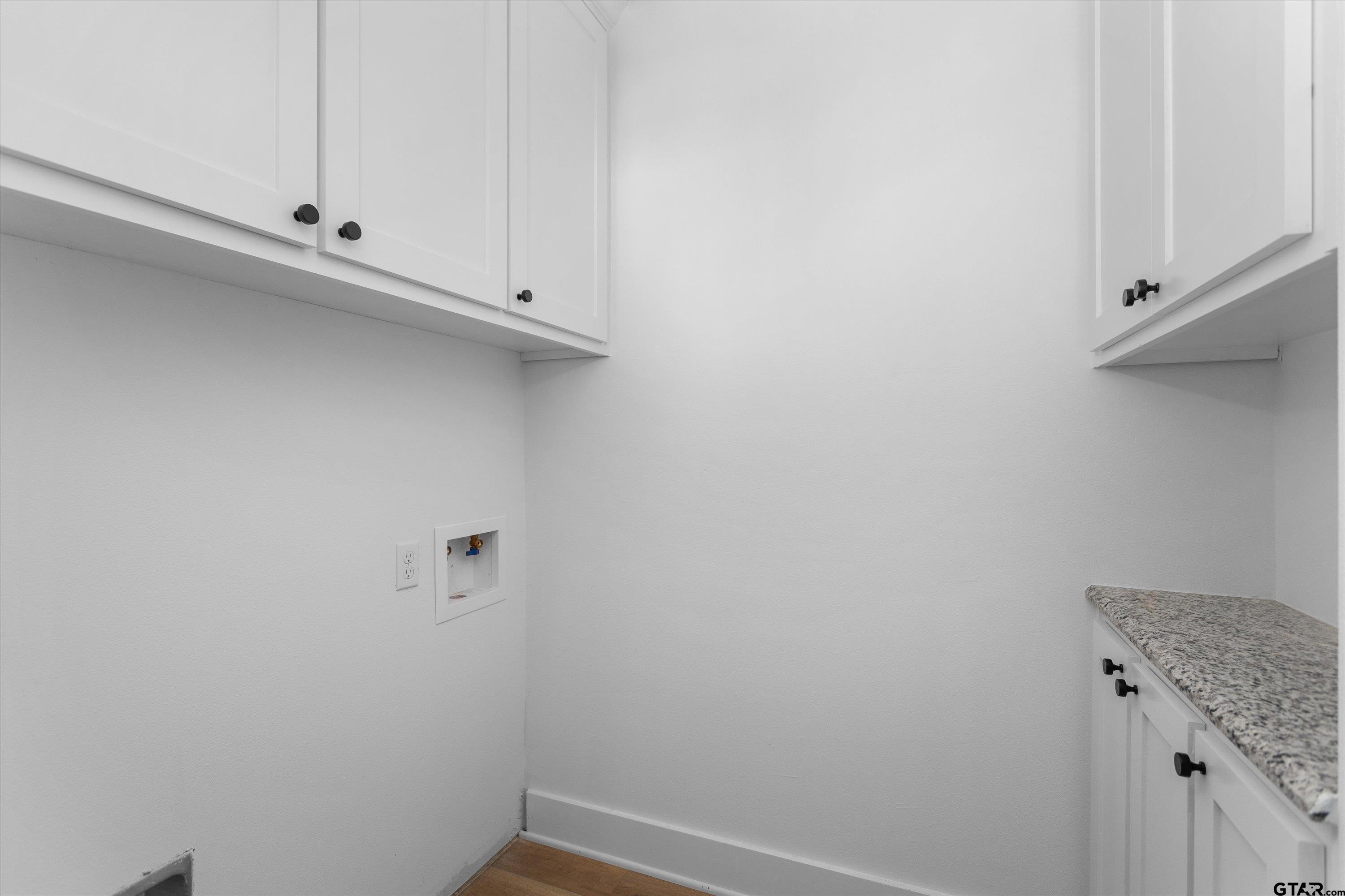 3026 Rose Tyler, TX 75701 - Photo 22 of 25 a view of a cabinets