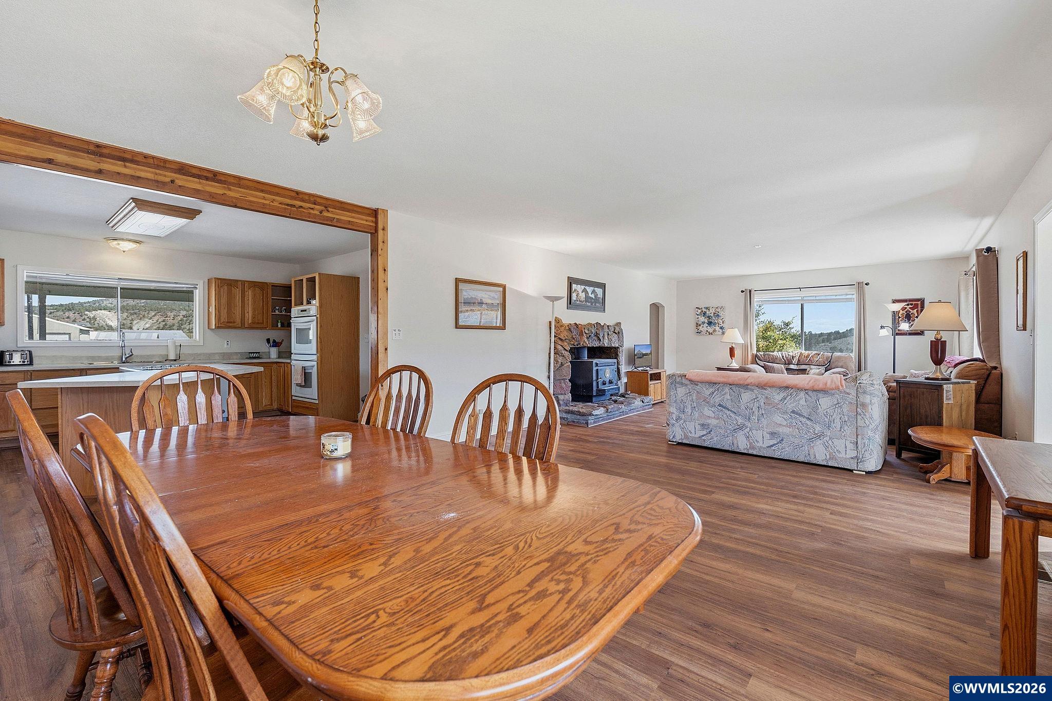 41225 Southeast Van Lake Road Prineville, OR 97754 - Photo 21 of 49