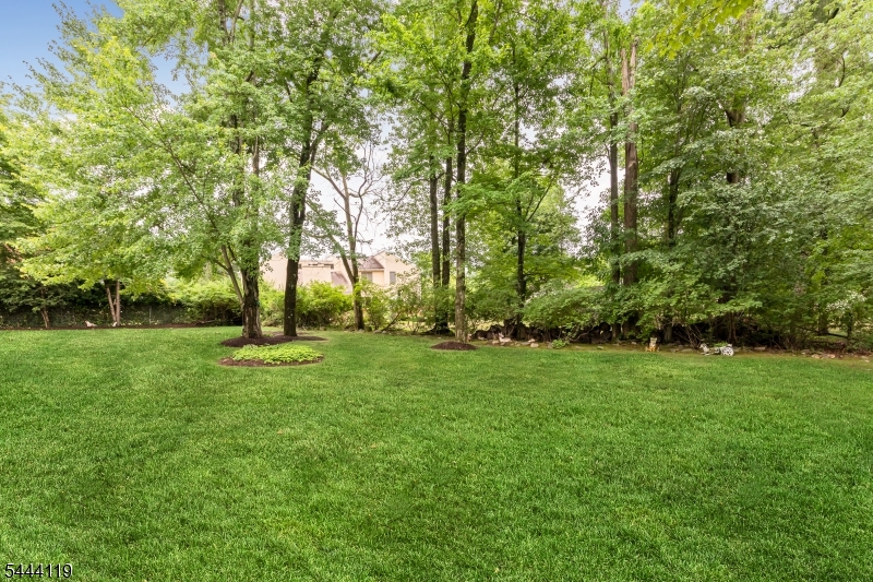 23 Puddingstone Way Florham Park, NJ 07932 - Photo 36 of 41