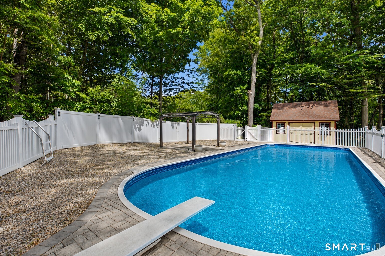 31 Granite Drive Norwalk, CT 06851 - Photo 4 of 38 Gallery Image 4