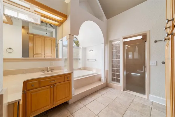 $1,600,000 | 16638 North Highway 329, Reddick, FL 32686