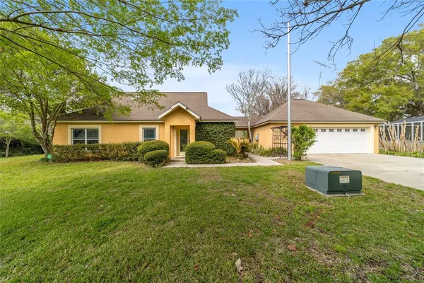 $1,600,000 | 16638 North Highway 329, Reddick, FL 32686
