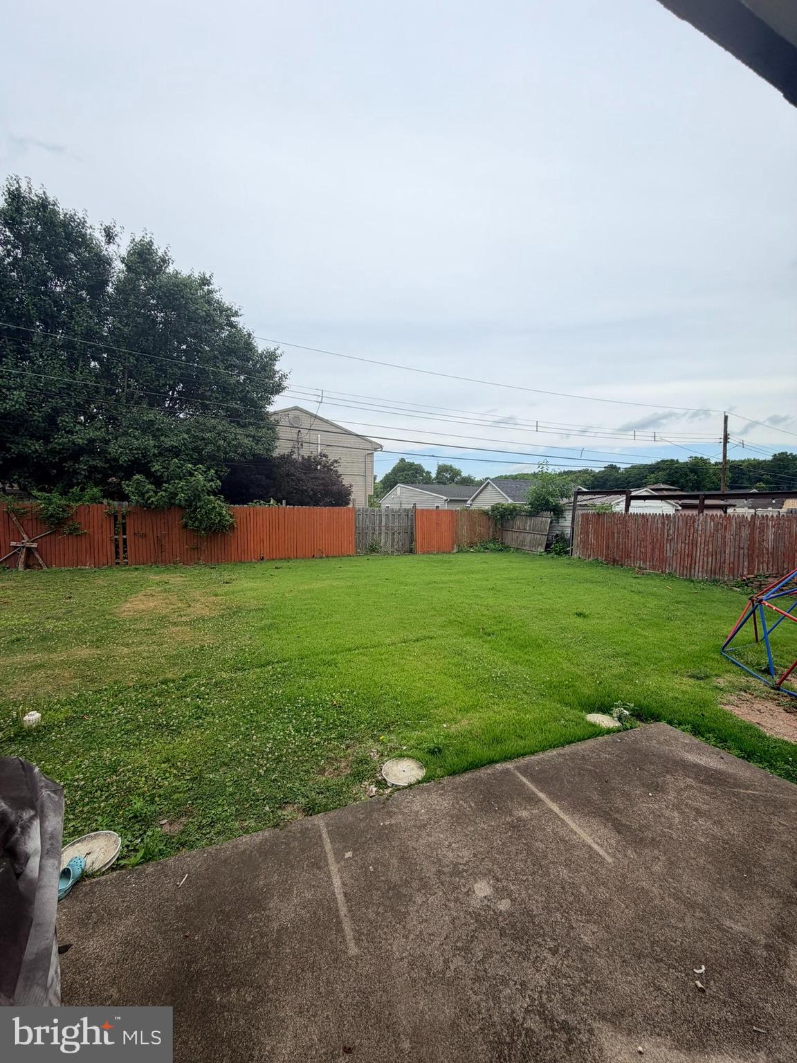 89 Timber Lane Levittown, PA 19054 - Photo 11 of 12